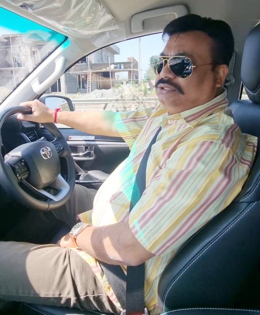 fortuner on rent in chandigarh